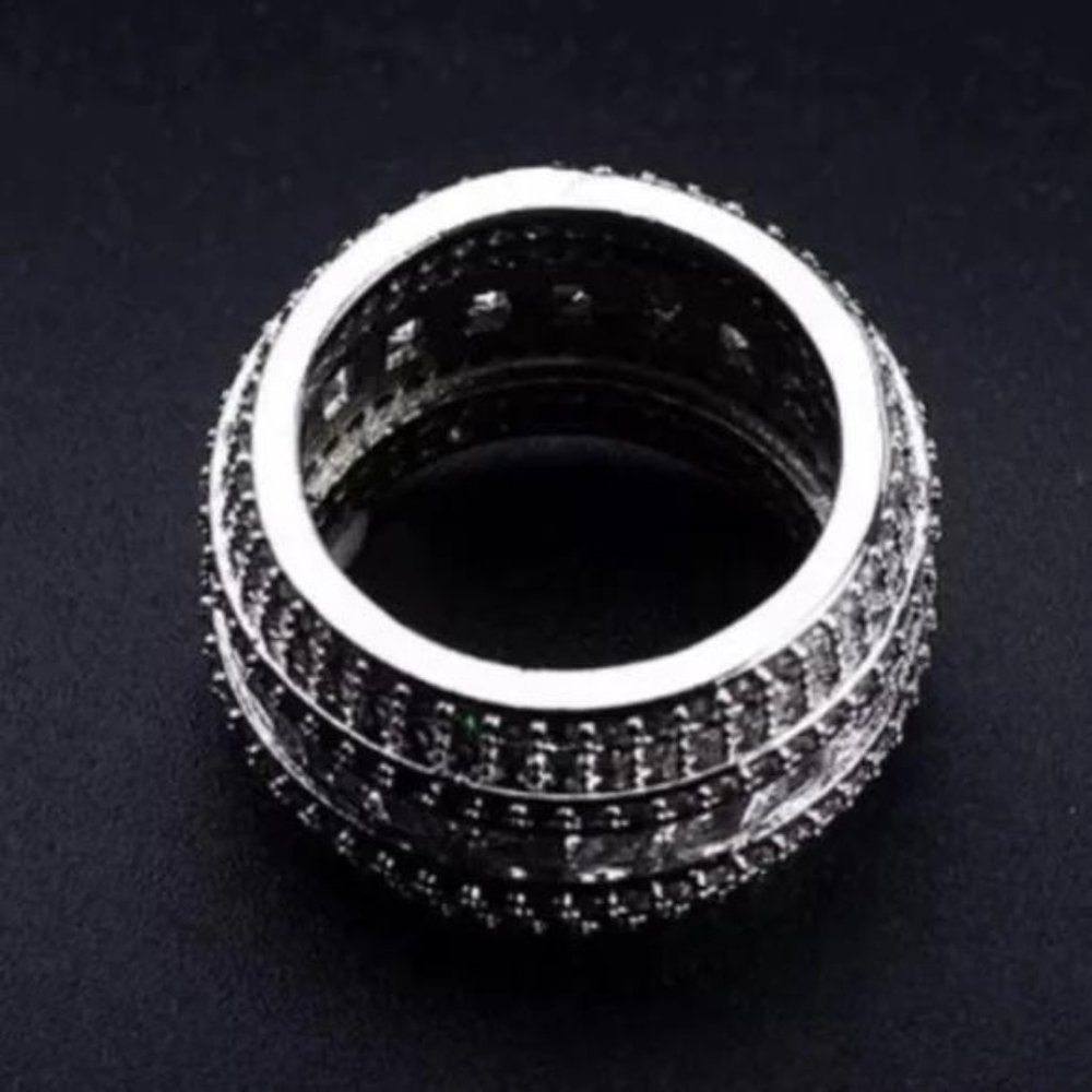 NEW LUXURY 925 STERLING SILVER DIAMOND RING, BEAUTIFUL RING, SHINY RING. - Picture 5 of 5